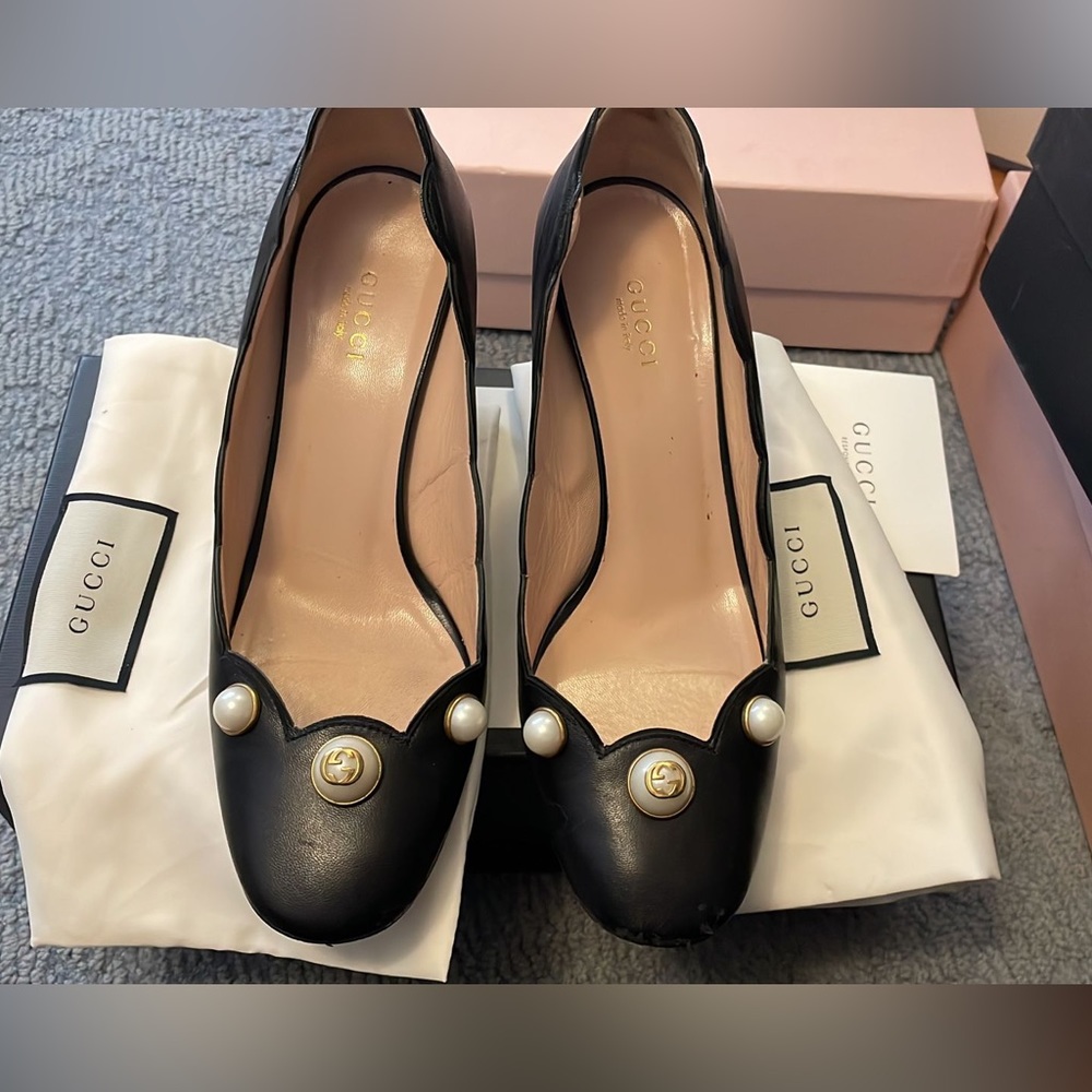 Gucci shoes